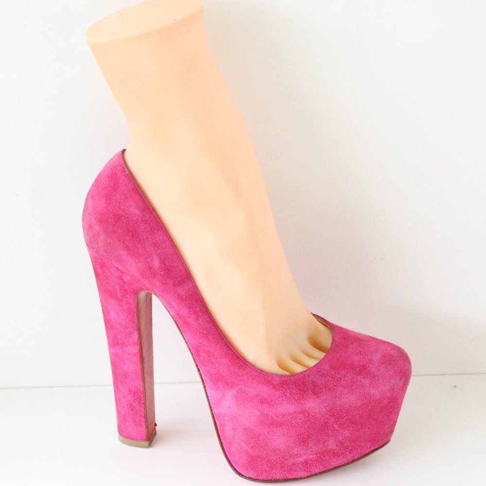 Christian Louboutin Pink Daffy Suede Platform - Picture 3 of 10